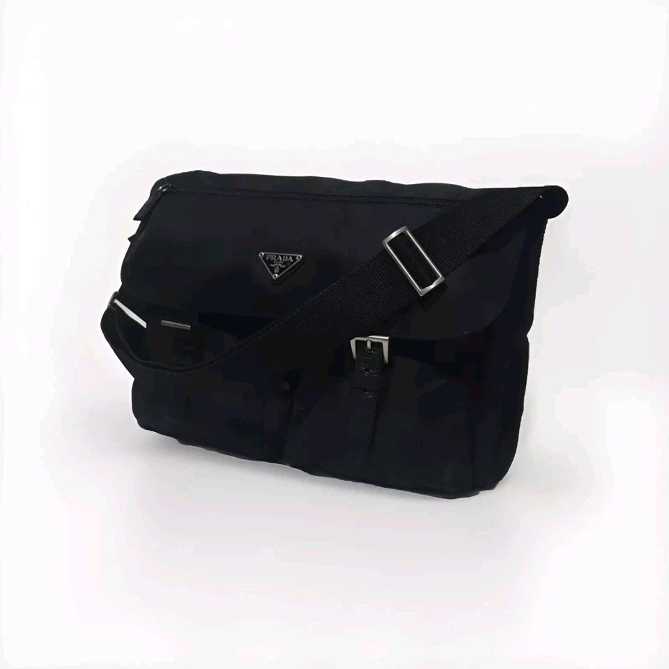 PRADA Nylon Tessuto Messenger Crossbody Shoulder Bag Black Triangle Logo Unsex - Image 2 of 4