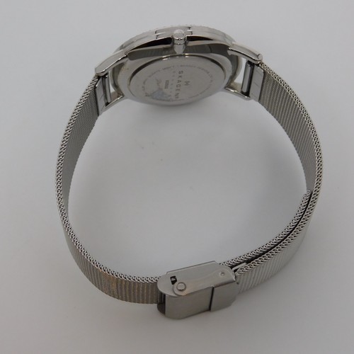 SKAGEN Denmark Steel 922SGS Mesh Band Quartz Analog Women's Watch New Battery - Picture 8 of 9