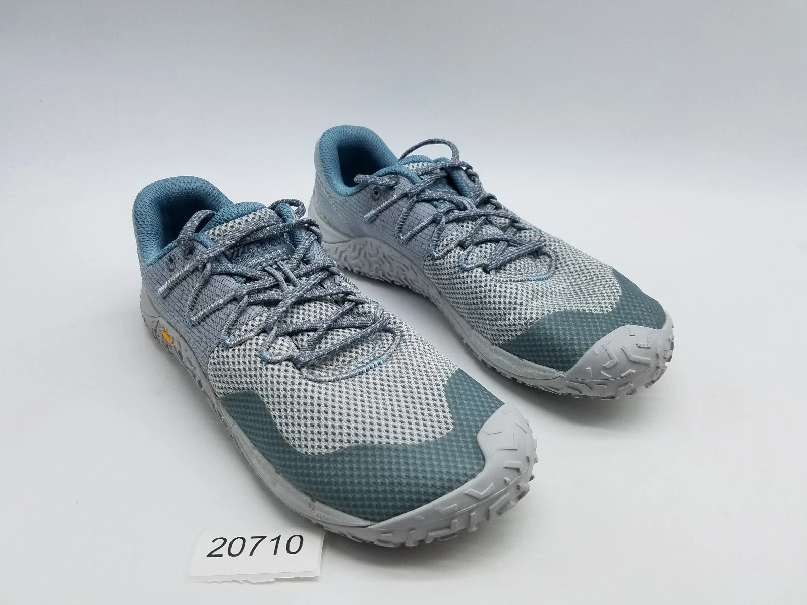 Merrell Trail Glove 7 Women's Size 8.5 Barefoot Running Shoes Gray Blue