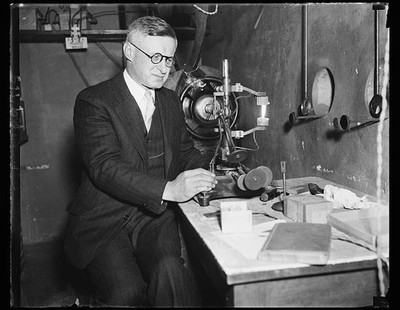 Photo:1910s Man at Laboratory Microscope Scientific Research Photo