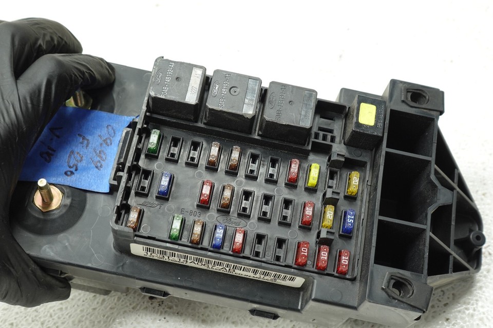 OEM Ford Fuse Box Relay Junction Box P/N 1C3T14A067AB W2802 eBay