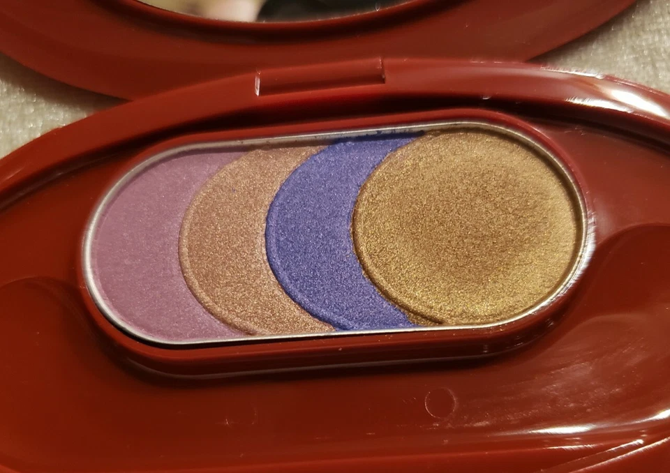 SHISEIDO Moisture Mist Eye System Shadow 37 MIMETIQUE KHAKI BLUES .07 oz 2 g - Image 2 of 4