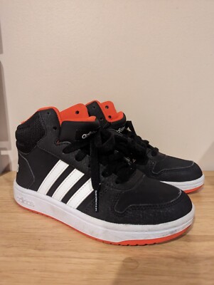 ADIDAS Hoops mid 2.01 Basketball Shoes/Sneakers for Boys Sz 2,5