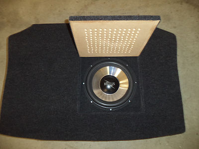 Hyundai i30 Reserverad Gehäuse, Komplettausbau  inkl. Hifonics 12'' Subwoofer