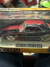 JADA 1/18 1968 CHEVY CAMARO 427 DUB CITY BIG TIME MUSCLE BLACK w/ RED Stripes