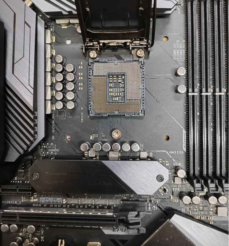 ASUS Rog Maximus XI Hero Wi-Fi LGA1151 ATX Motherboard Intel Z390 Chipset DDR4 - Image 4 of 4