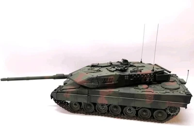 Bundeswehr Leopard 2A6 MA1A3 1:35 Top Gebaut Lackiert Und Gealtert - Bild 1 von 4