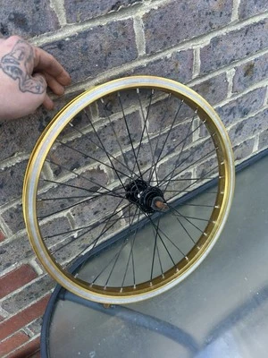 Primo Bikes n4 hub laced on to a proper rim - Image 1 of 3