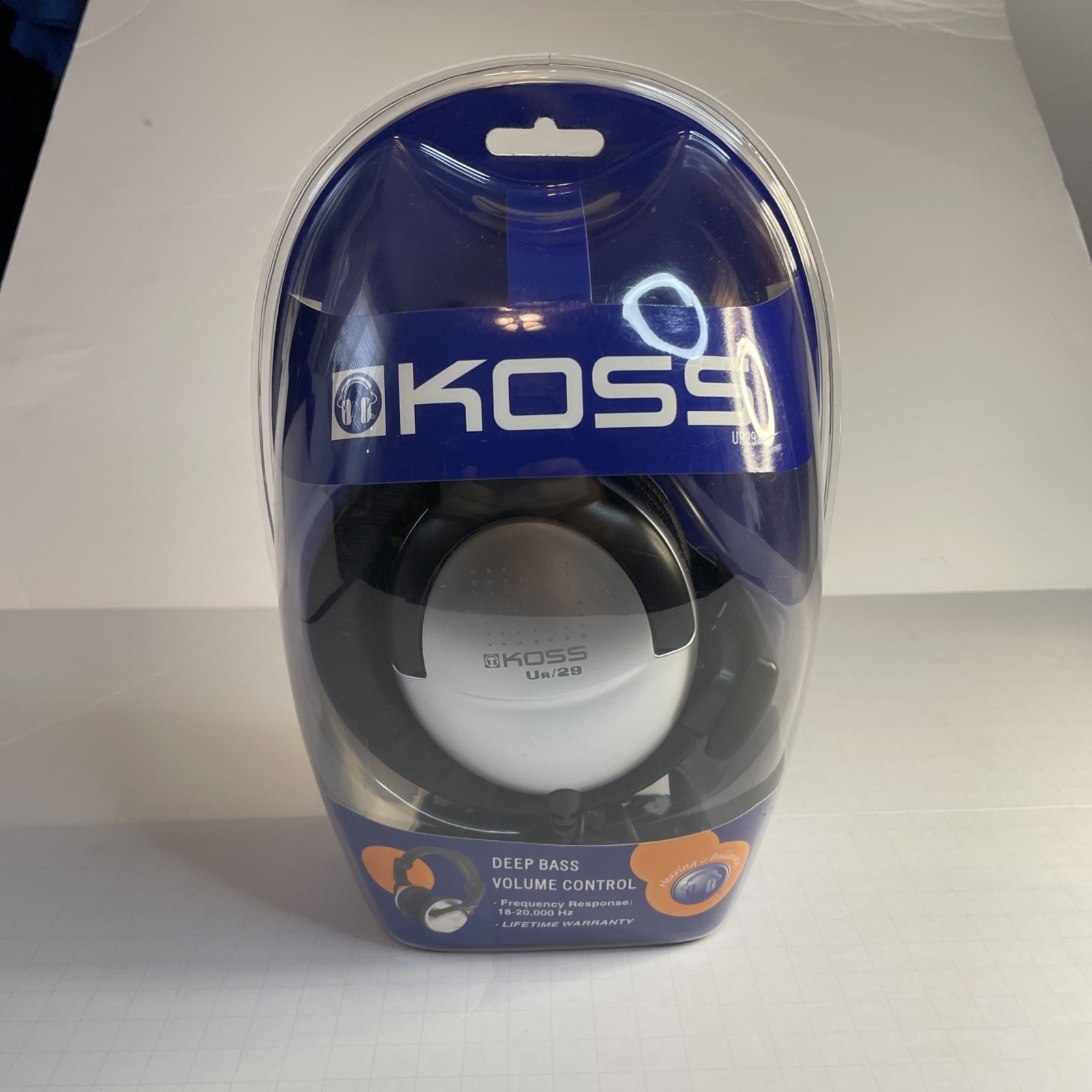 Koss UR-29 Headphones **NEW IN PACKAGING**