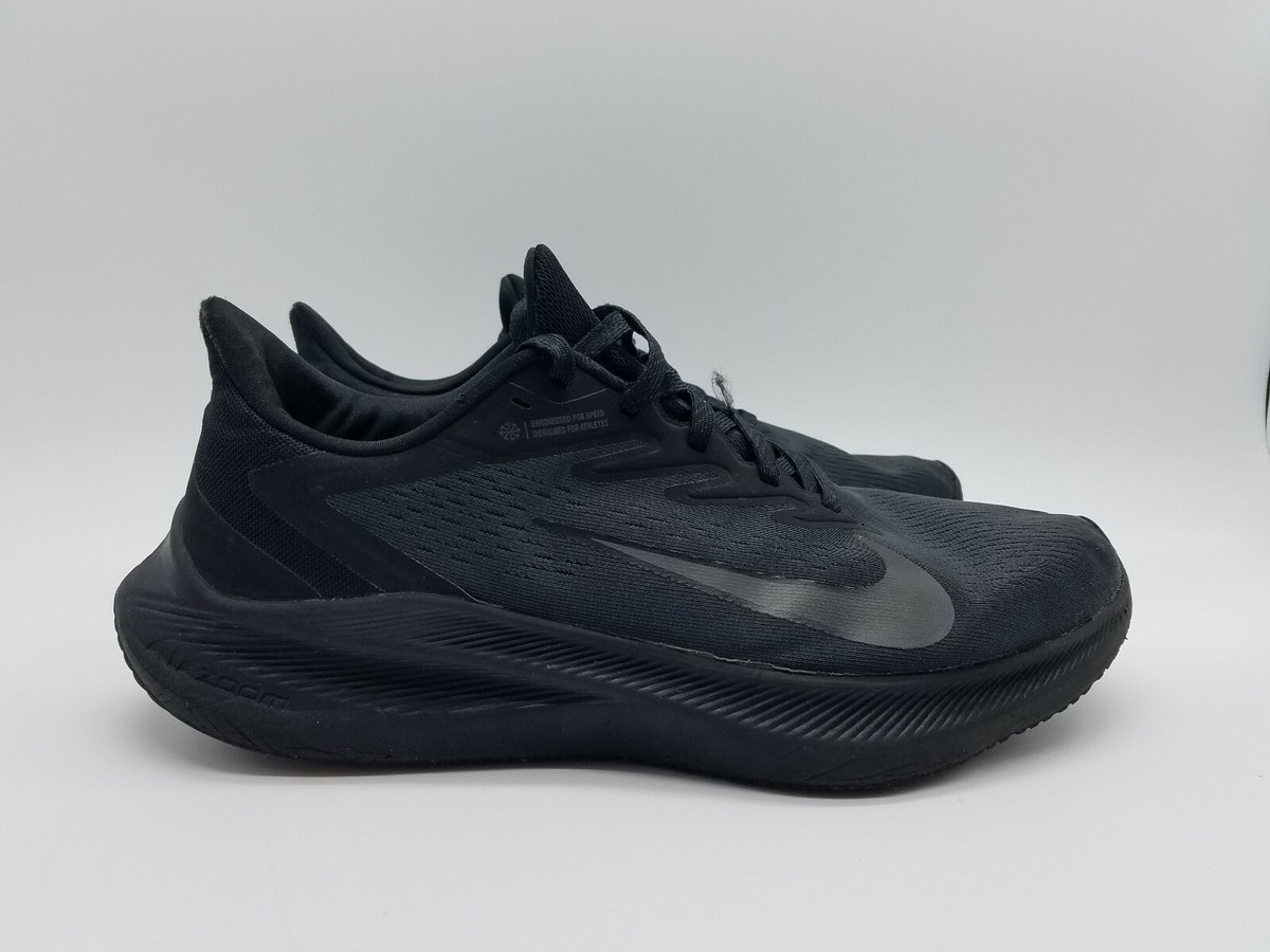Nike Air Zoom Winflo 7 Men's Size 11 Running Shoes Triple Nike Air Zoom Winflo 7 Men's Size 11 Running Shoes Triple