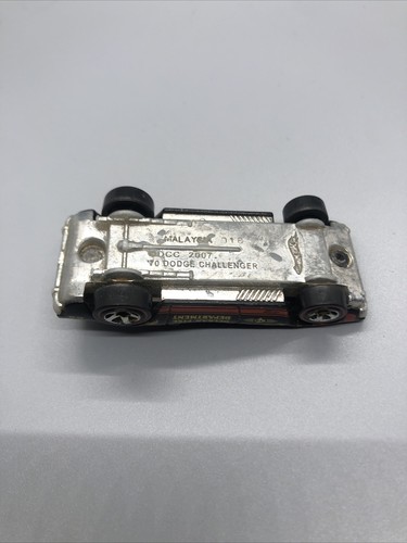 2007 Hot wheels 70 DODGE CHALLENGER Black With Flames. Pre-Owned - Picture 6 of 6