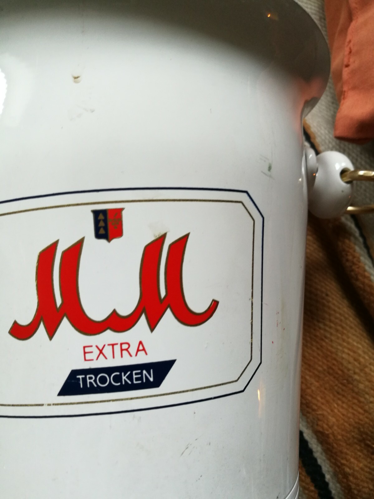 Sektkühler! Champagnerkühler! M&M`s! Tolles Teil für den Sammler oder Partyraum!