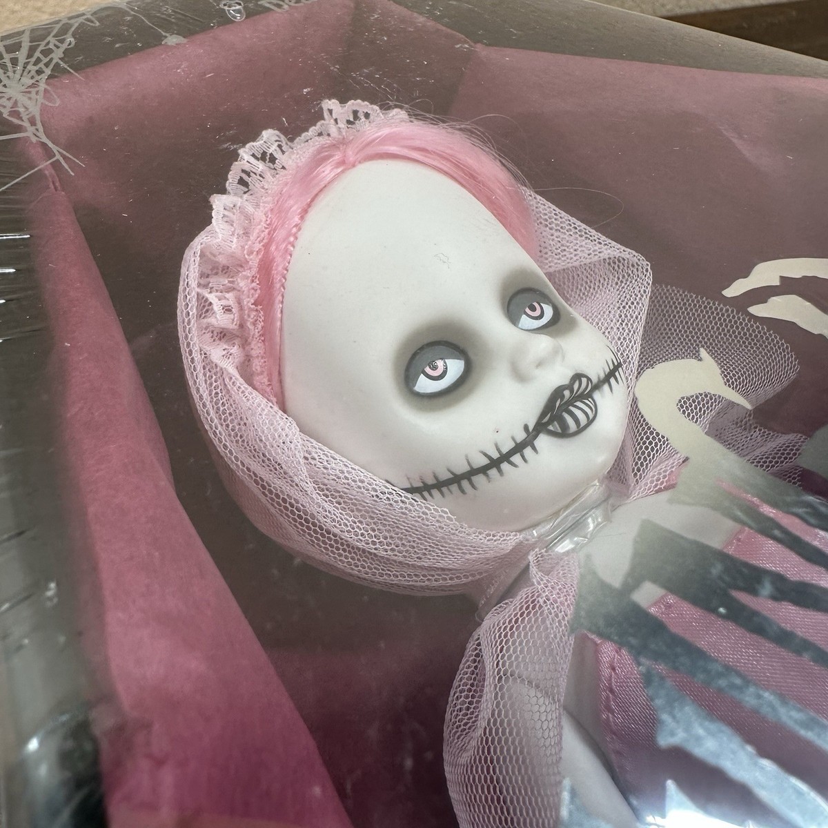 New Living Dead Dolls TINA PINK Series 28 Sweet 16 Party Sealed