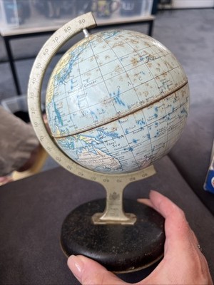 Vintage Weißblech 9'' Chad Valley M200 Spielzeug Welt Globus auf Ständer Blech Metall