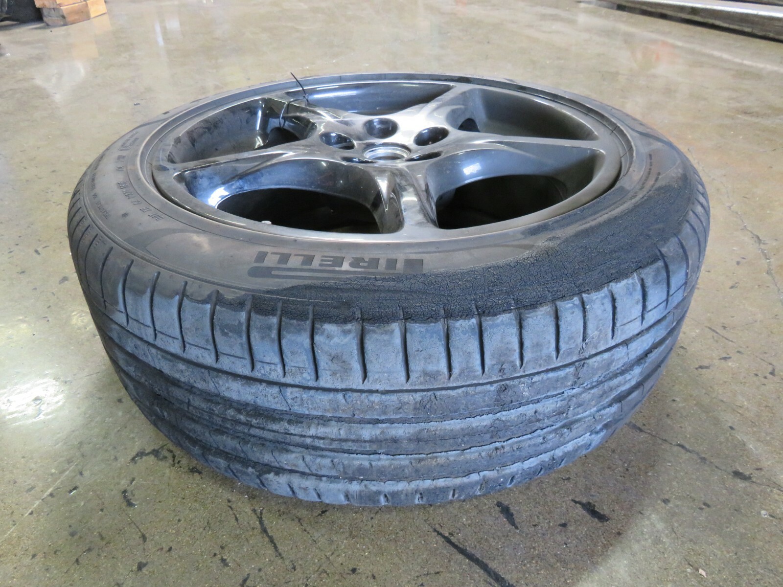 Ferrari 612 Scaglietti, Front Wheel, Used, Smoke Damage, P/N 194186