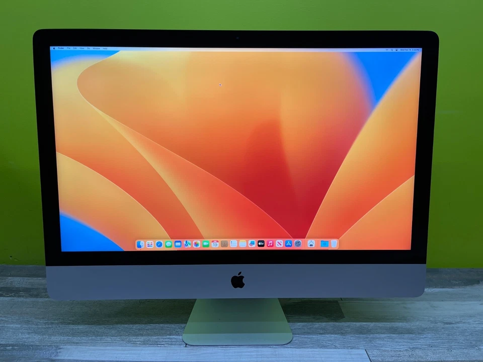 Apple 27" 5K iMac - 4.2GHz Core i7 - 32GB RAM - 256GB SSD - macOS 13 Ventura - Image 2 of 4