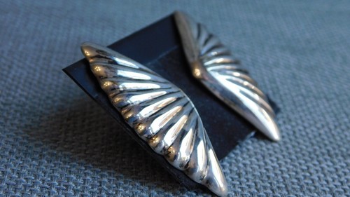 Vintage Sterling Silver Earrings Back Marked #009-N - Picture 2 of 6
