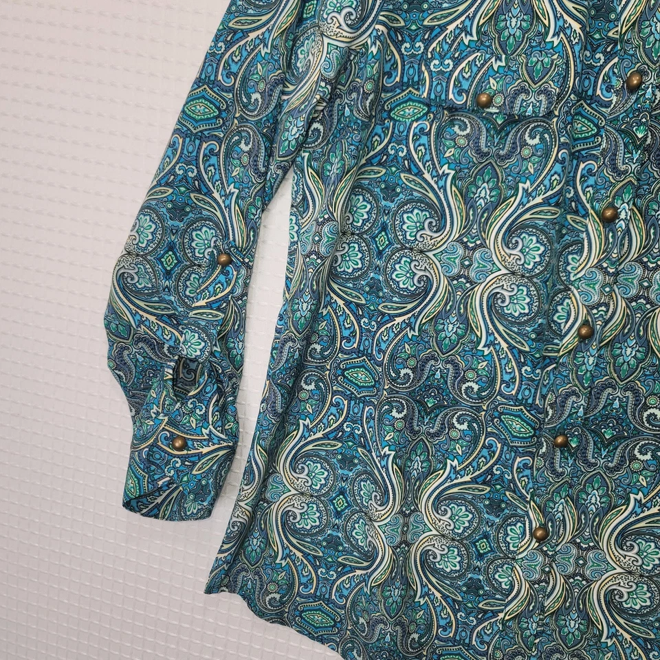 Usada en Excelente Condición Blusa Para Mujer Talla L Pettie LAURA SCOTT Multicolor Paisley Botones y Bolsillos Foto 3 de 4