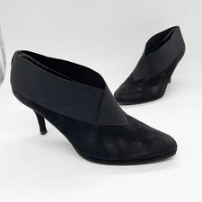 Stuart Weitzman Great Neck Heels Pump Booties Sz 9 Black Suede Pointed Toe