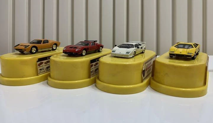KIRIN FIRE Lamborghini Trajectory Famous car 1/72 scale All 7 types set & case - Image 2 of 4