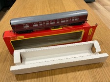 Hornby OO Gauge R.422 L.M.S. Full Third Coach, Maroon Livery in box