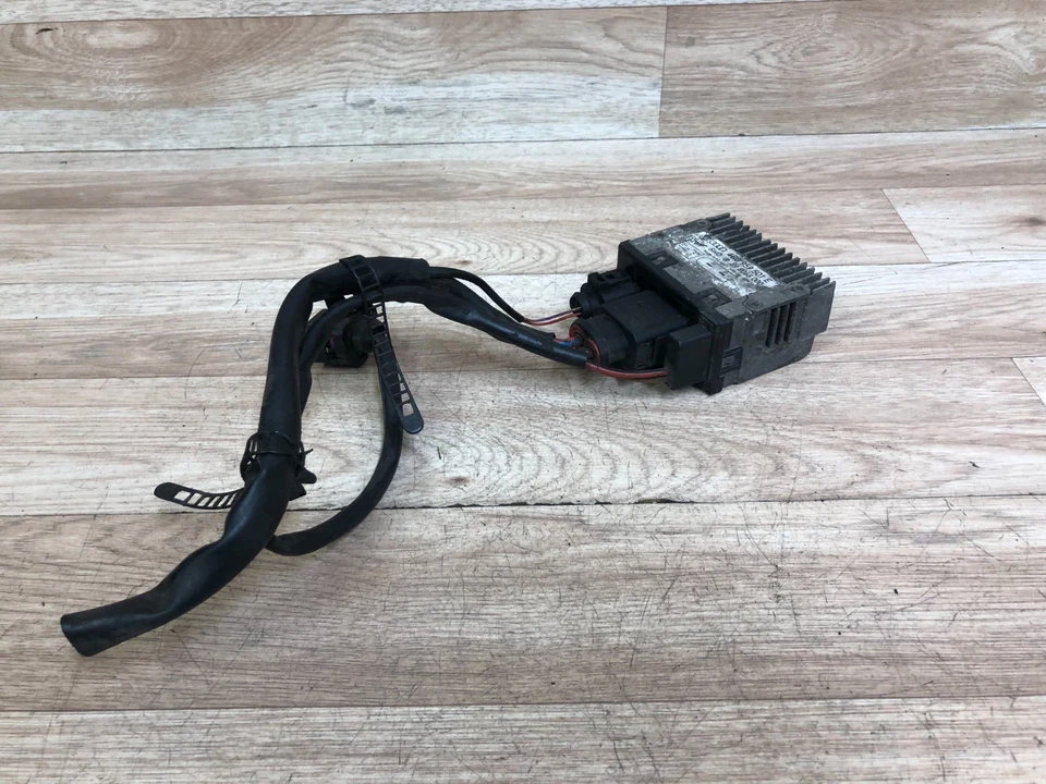 奥迪 RS6 原始设备制造商前辐射冷却风扇电阻控制模块 4.2L 2003-2004 — 第 4/4 张图片