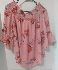 Signature Studio Red Off Shoulder Top With 3/4 Sleeves. Size M