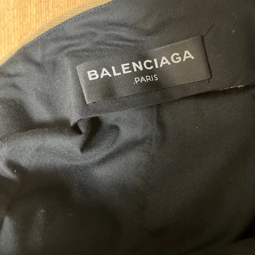 Balenciaga FW16 Beige Pants, Size 104cm, Excellent Condition thumbnail 2