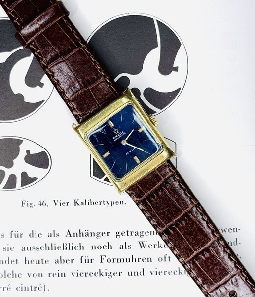 Omega De Ville Automatic - Tank - Blaues Zifferblatt - Vergoldet - Neues Armband