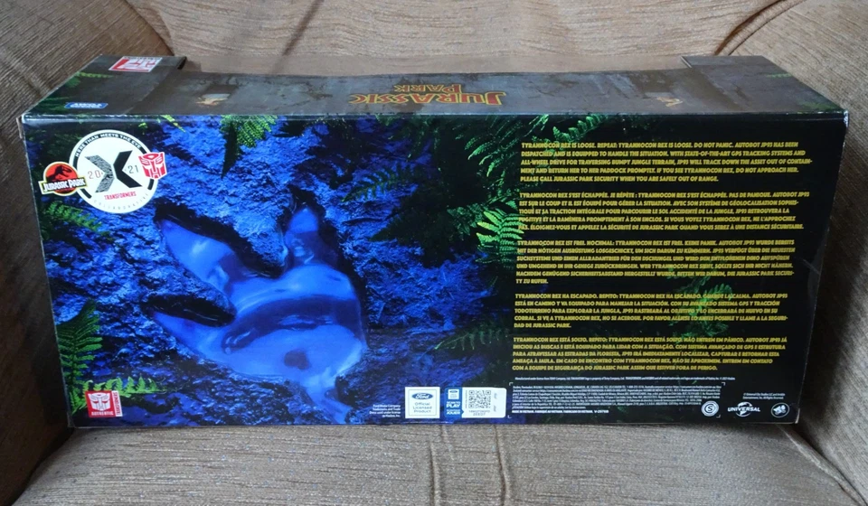 Hasbro Jurassic Park X Transformers 2021 Tyrannocon Rex Autobot JP93 unopened - Image 2 of 4