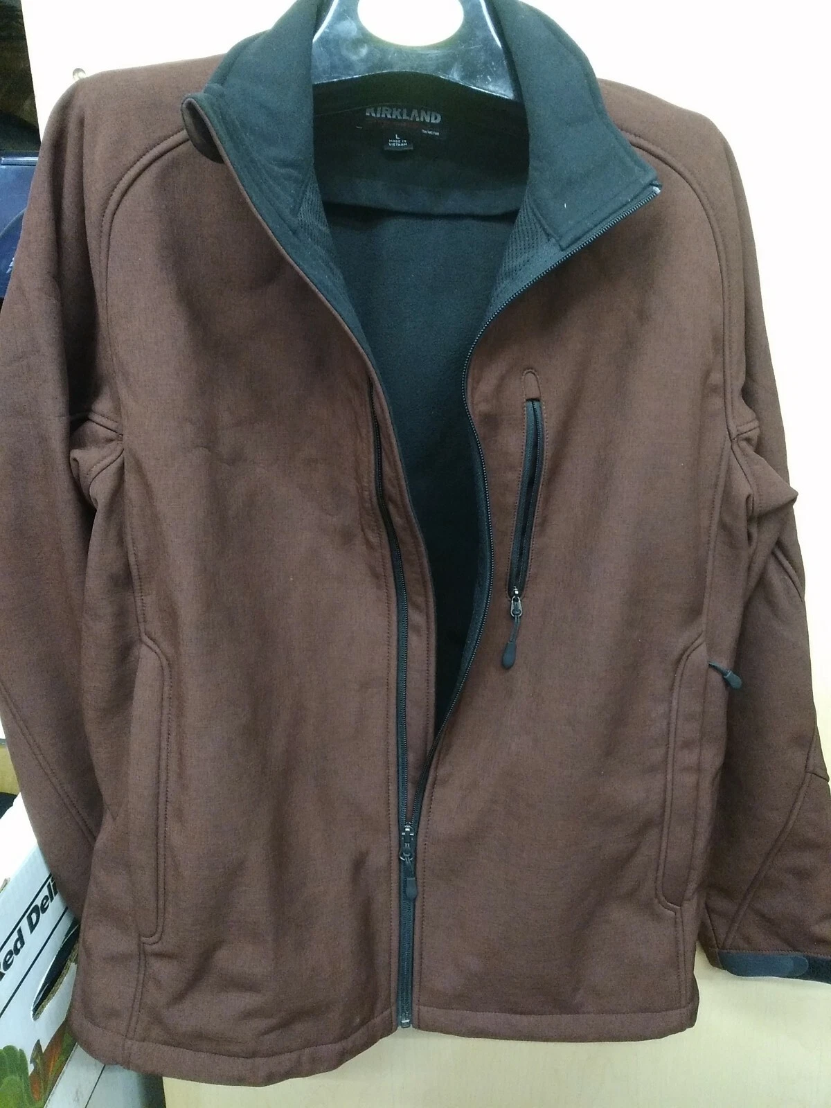 Kirkland Signature Mens Softshell jacket wine color burgundy new without tags