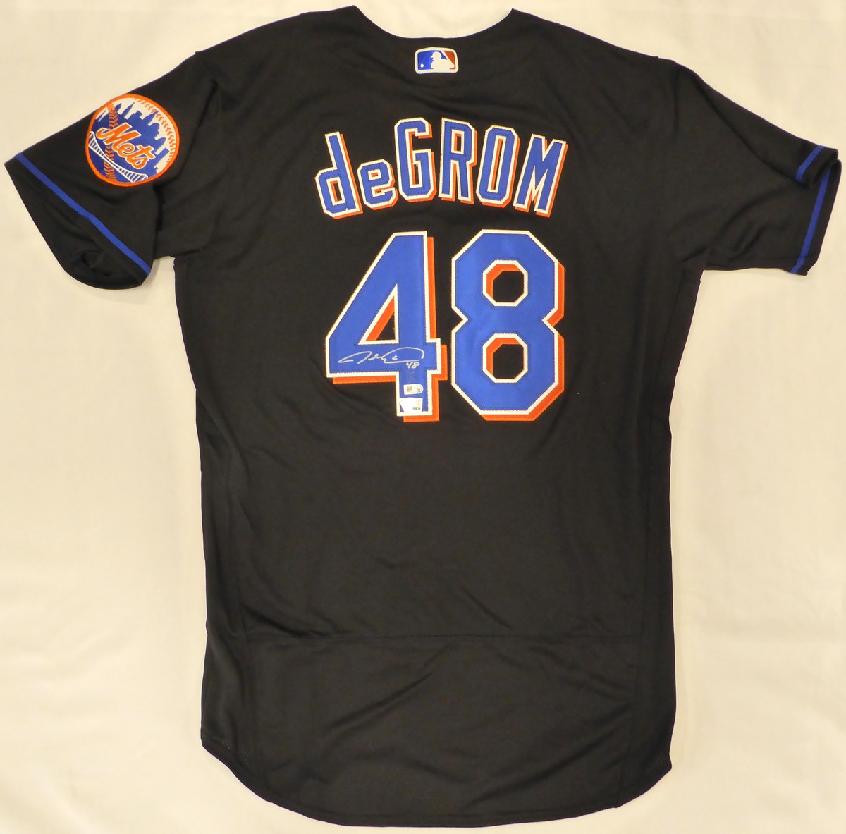 Mets Jacob deGrom Autographed Black Nike Authentic Jersey 44 Mets Jacob deGrom Autographed Black Nike Authentic Jersey 44