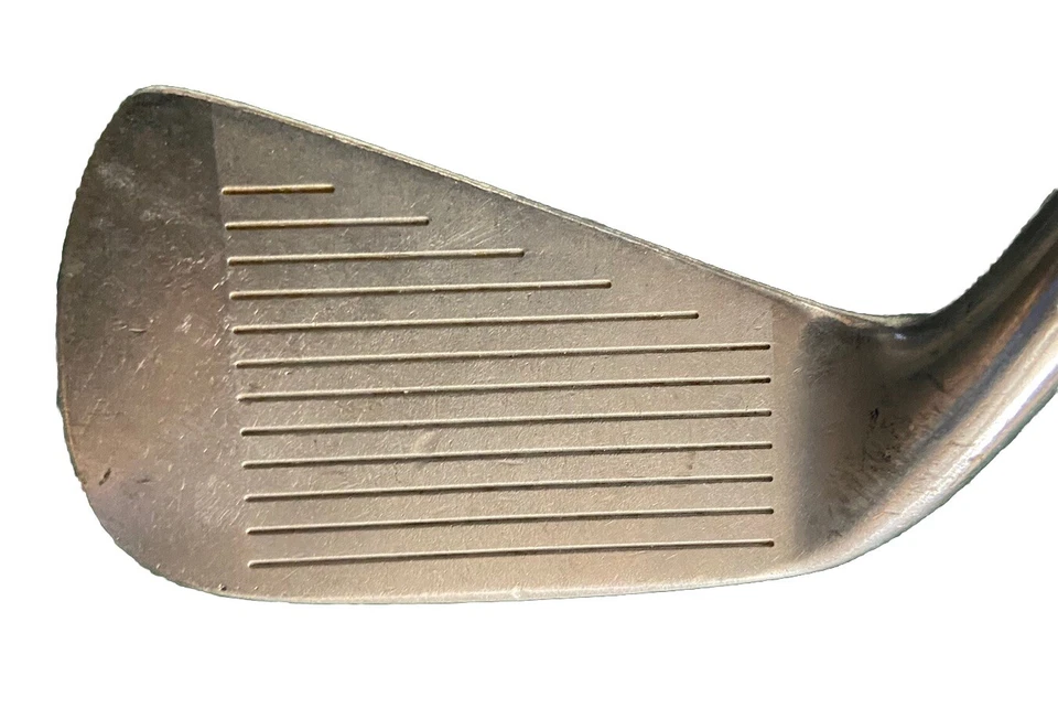 Titleist DCI 990 4 Hierro Para Hombre Derecha S300 Eje de Acero Rígido 38" Buen Agarre Golf Pride Foto 4 de 4