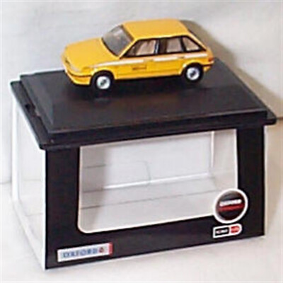 Oxford 76MST006 Austin Maestro gelb AA Services Maßstab 1:76 OO neu im Koffer
