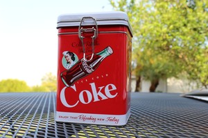 Beautiful-Coca-Cola-Metal-Box-Square-with-Lock-Up