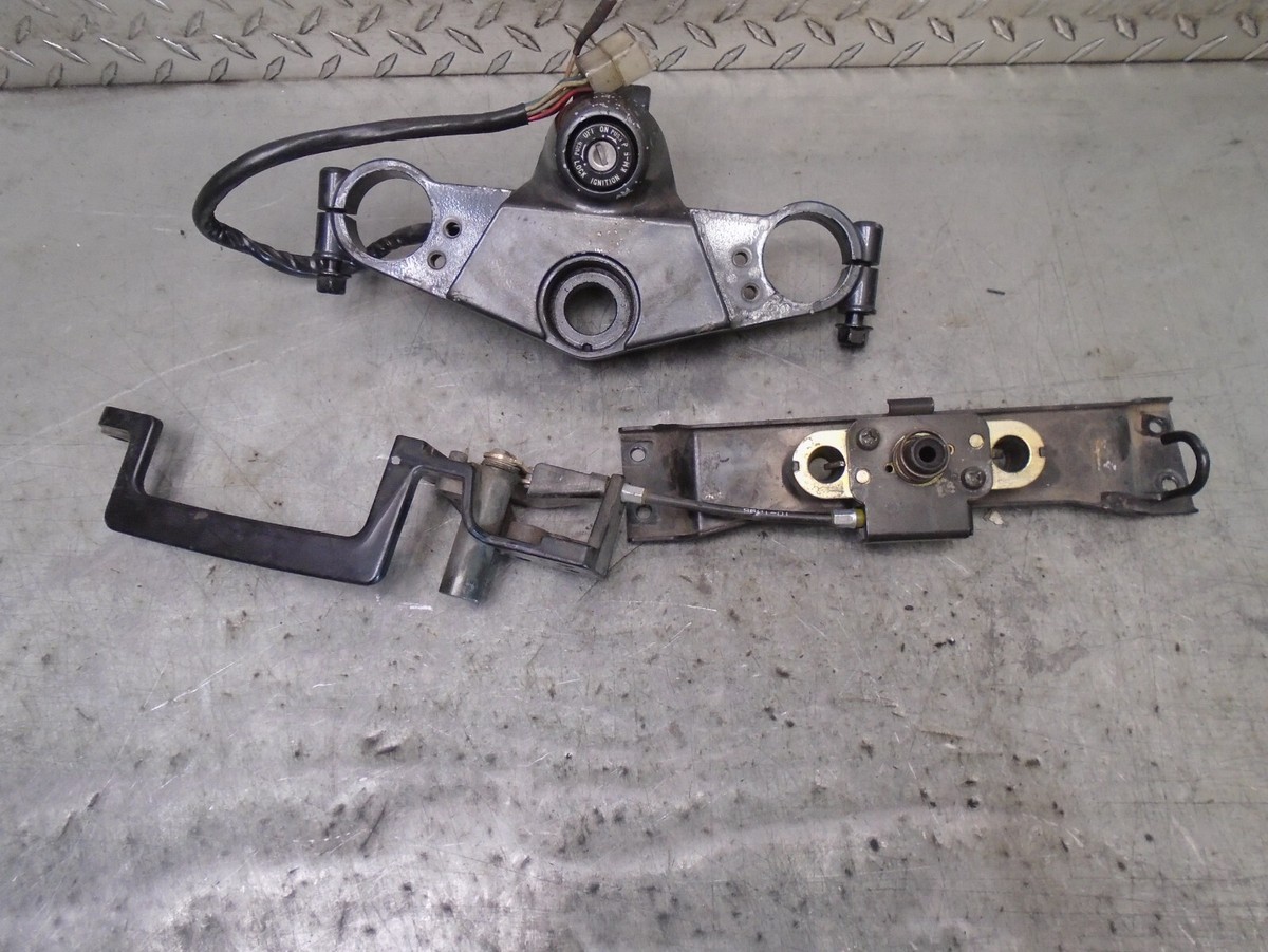 96 Kawasaki 93-97 ZX11 ZX11D Ninja UPPER TRIPLE TREE & SEAT