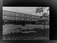 30018072 - 8941 Erkheim New School Unterallgaeu LKR GLASS NEGATIVE