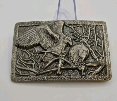 VINTAGE CHAD MFG CORP. EAGLES FEEDING BELT BUCKLE COLLECTIBLE BUCKLE