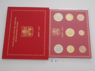 Vatikan 2015 Euro KMS ST Kursmünzensatz Stempelglanz Papst Franziskus BU Set
