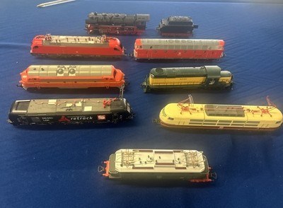 (6) Piko Locomotives And (3) Cars 182017-4,219084-1, 91806193854-7, 4240, 103218
