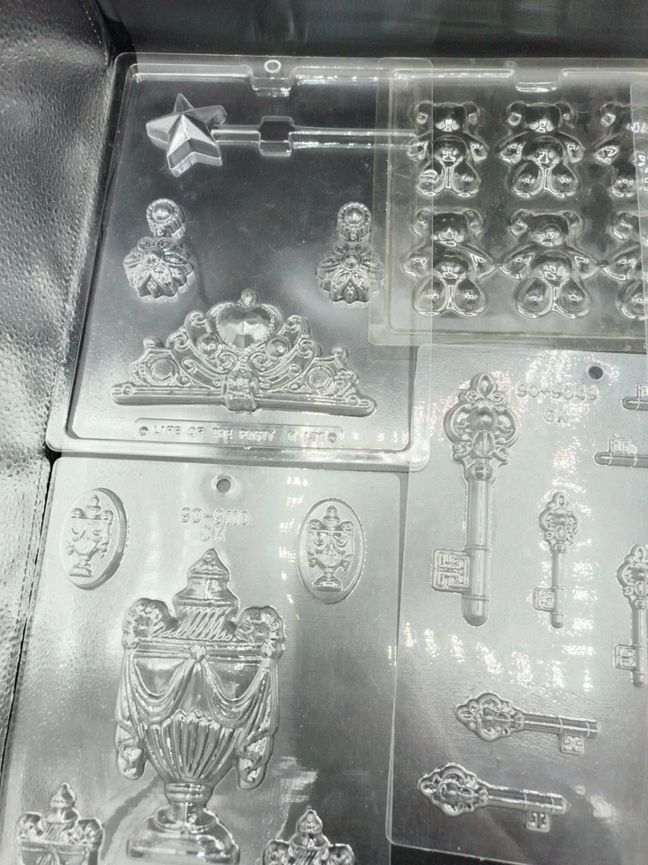 27 CK Chocolate Candy Molds Melting Military Baby Princess Party Shells Flag Foto 2 de 4