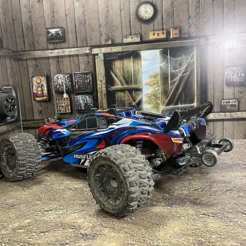Traxxas Rustler 4x4 VXL RTR - Picture 4 of 14
