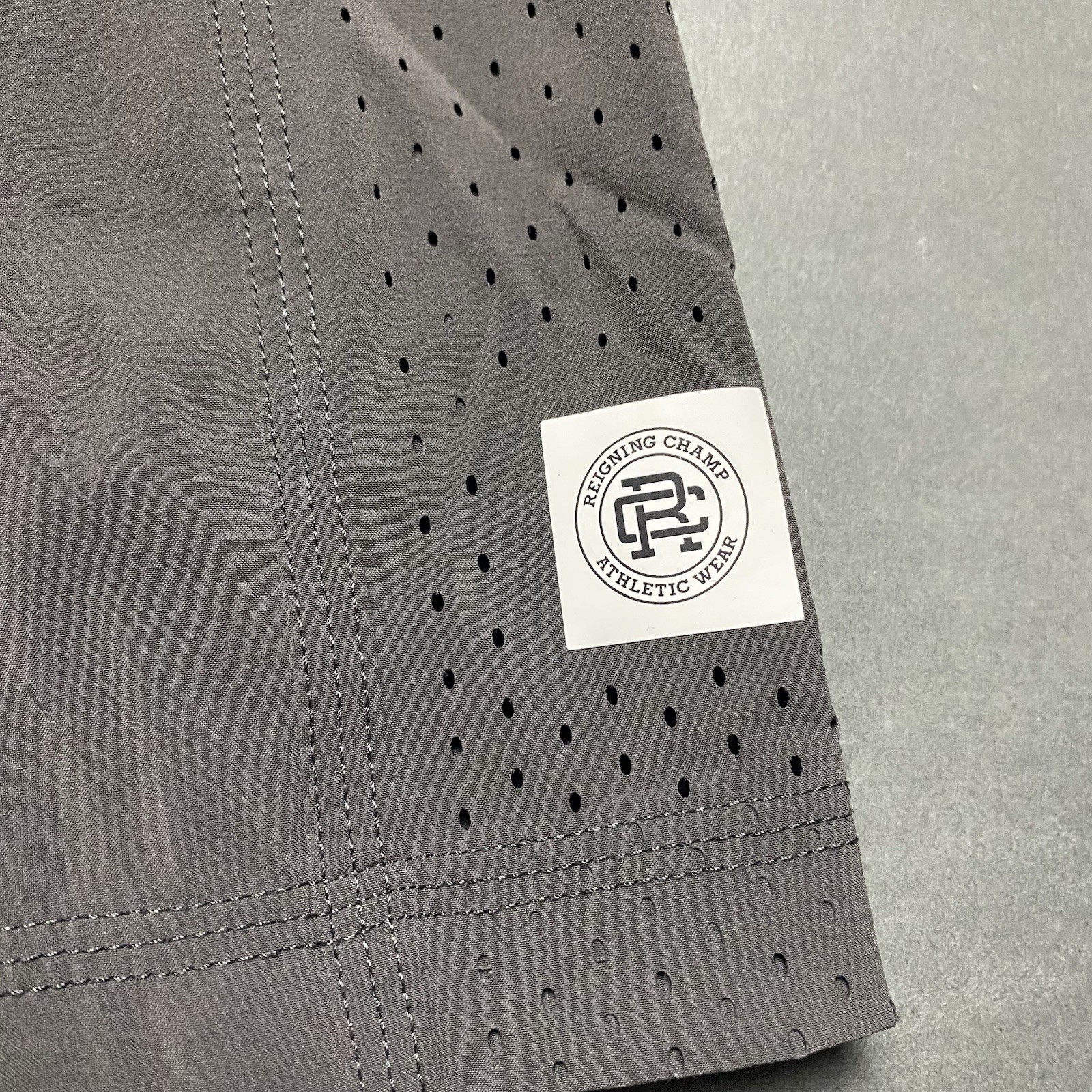 Reigning Champ Shorts Drawstring Performance Stre… - image 2