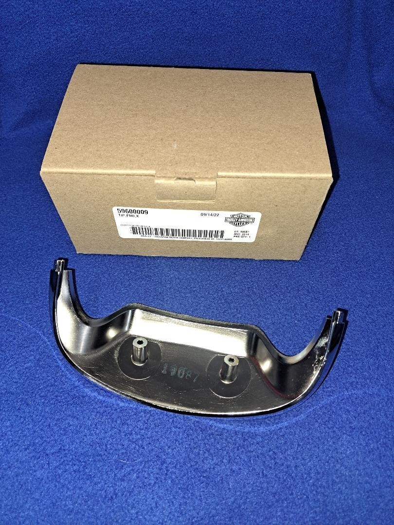 Harley Davidson Front Fender Tip Trim 59600009 Road King