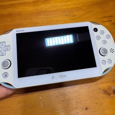 Sony PCH2000ZA14 PlayStation Vita Launch Edition 1GB - Light Blue