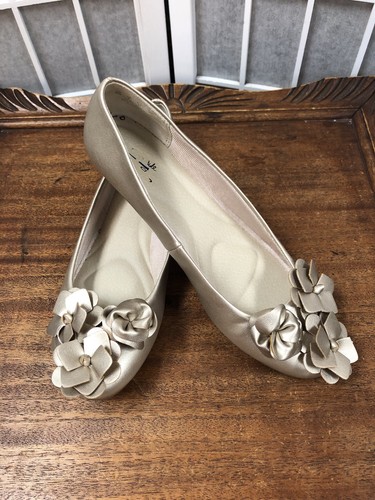 Mory, Damen, Schuhe Herbst, Silber, Gr. 8, Ballerina Style, Komfort, Flex, spitze Blumen.! - Bild 1 von 11