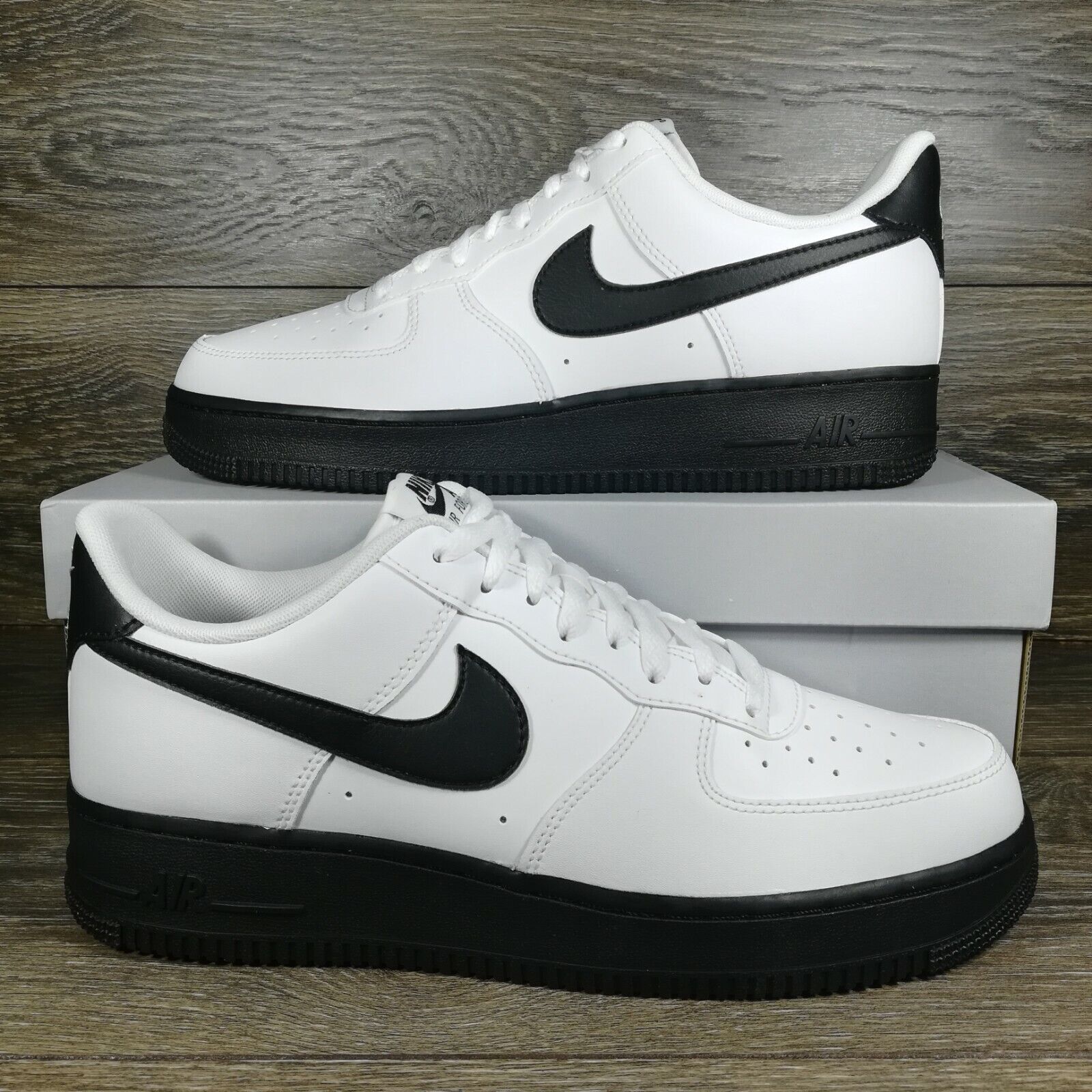 Size 10.5 - Nike Air Force 1 Low White 