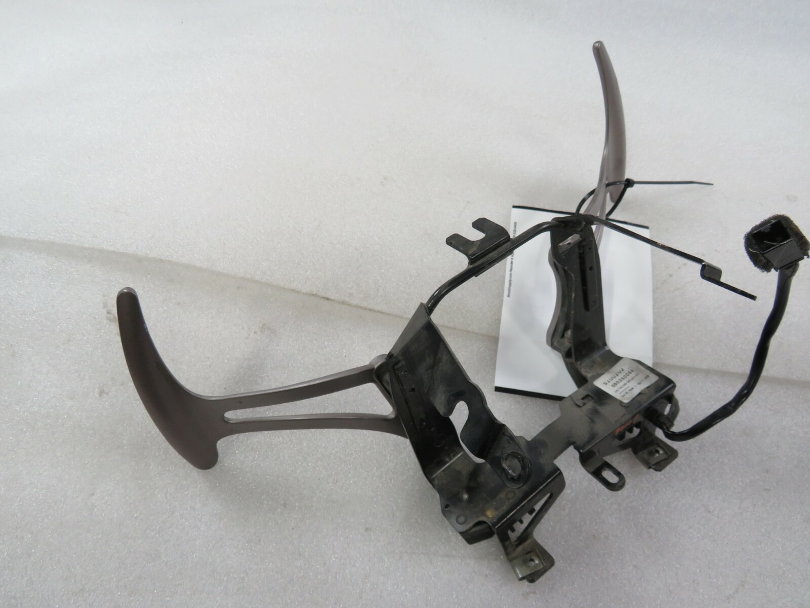 Ferrari California, Silver Fiber F1 Paddle Shifter Assembly, Used P/N 250064