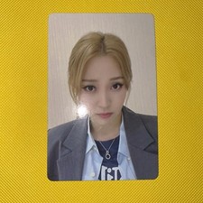Moonbyul Album 6equence Official Photocard - Lunatic Mamamoo