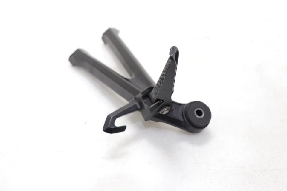 11-24 SUZUKI GSXR 600 750 OEM CLAVIJA TRASERA DERECHA PASAJERO Foto 4 de 4